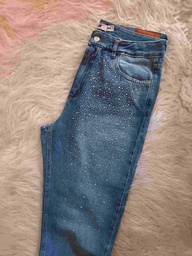 Jean Mom Celeste Strass